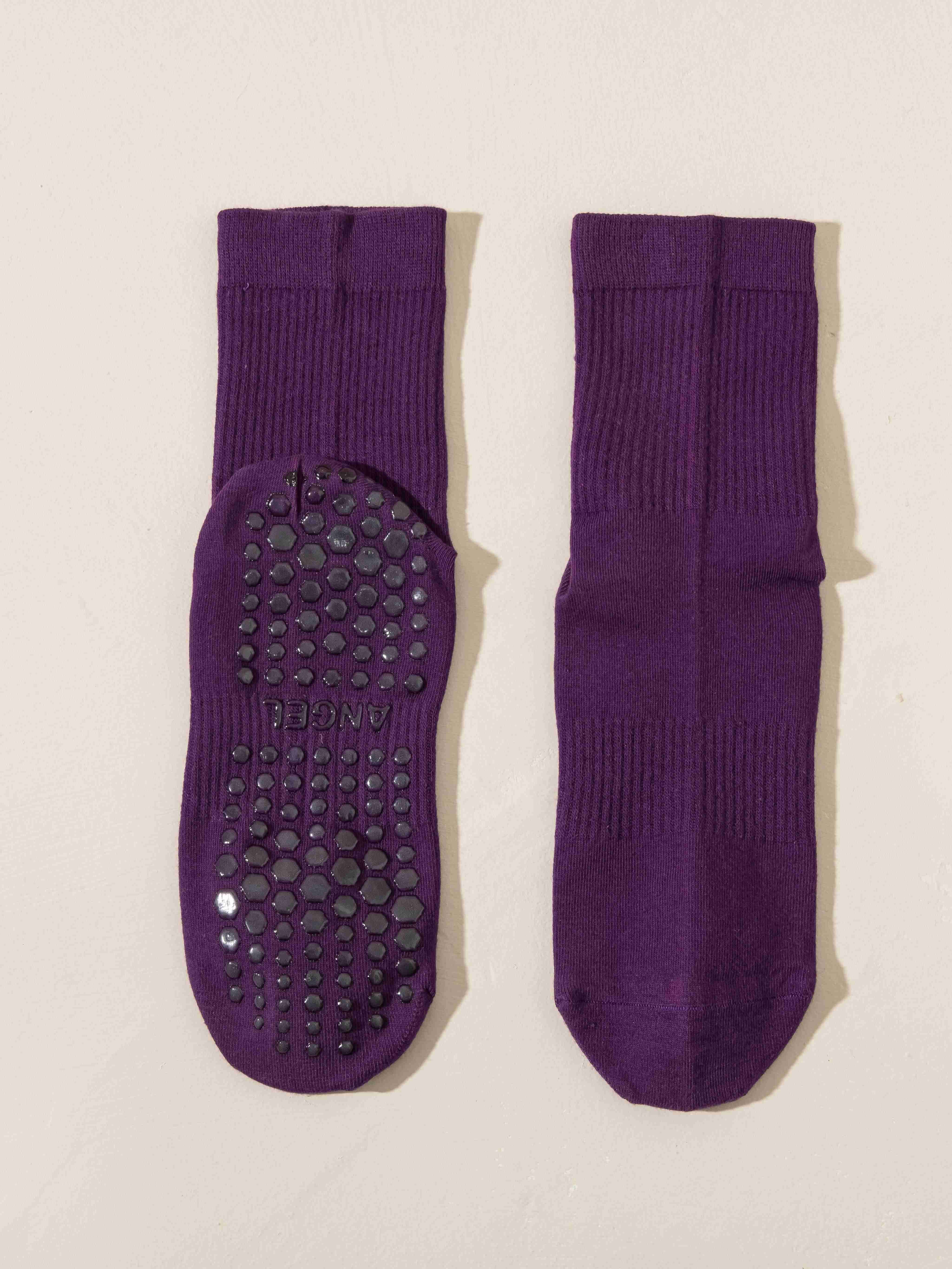 Marc JoJo - Wholesale Socks - Women's - Non-Slip Socks for Yoga and Pilates. Mid-Calf16