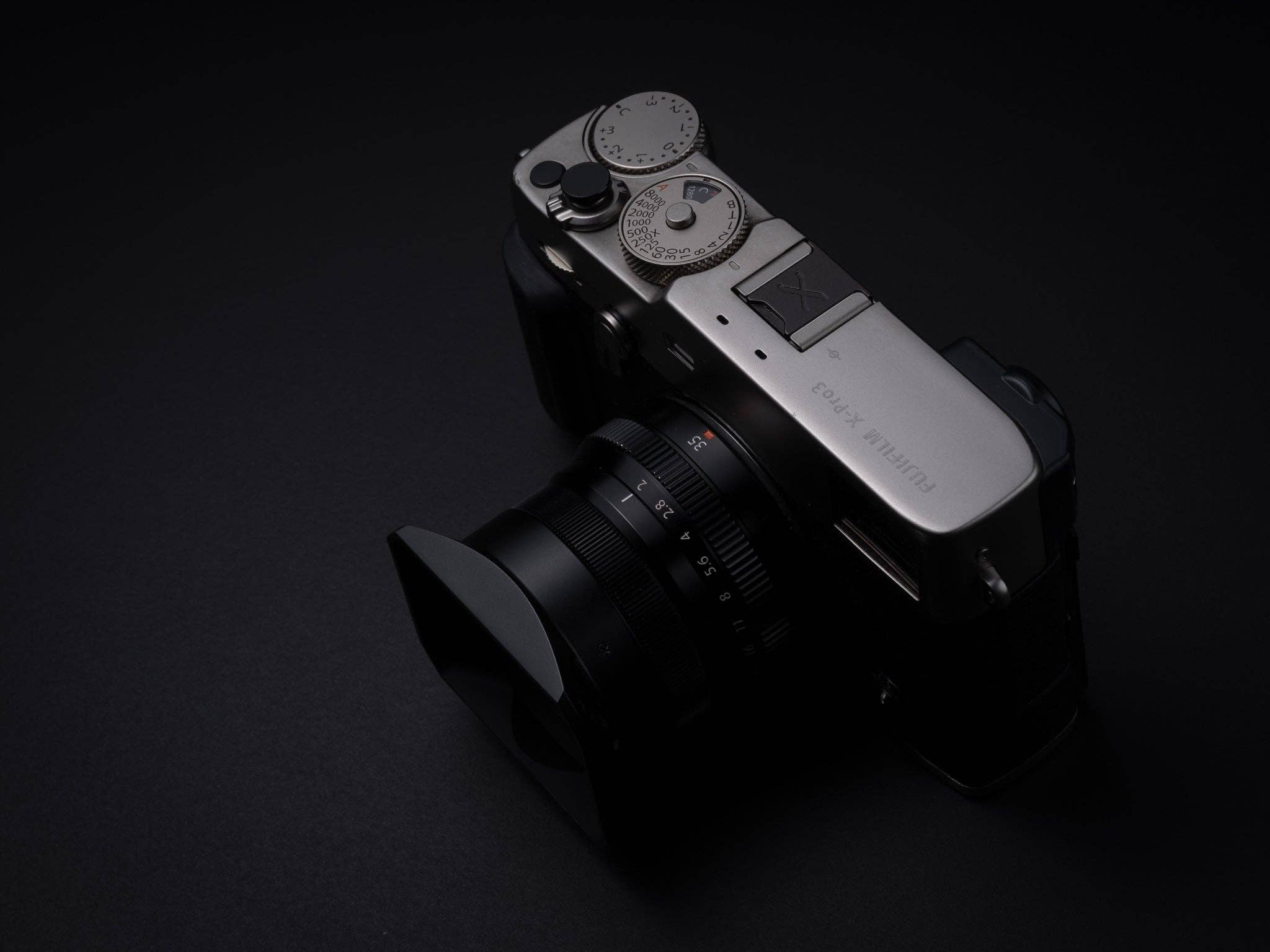 Squarehood - Wholesale Camera strap - Model V for Fujinon XF 23mm f2 / XF 35mm f21