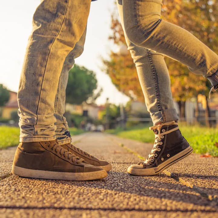 Moodcast Fragrance Co. – Großhandel Duftöl – Raumduft-Diffuser - Vibes - Erster Kuss - 100 ml Glasflasche1