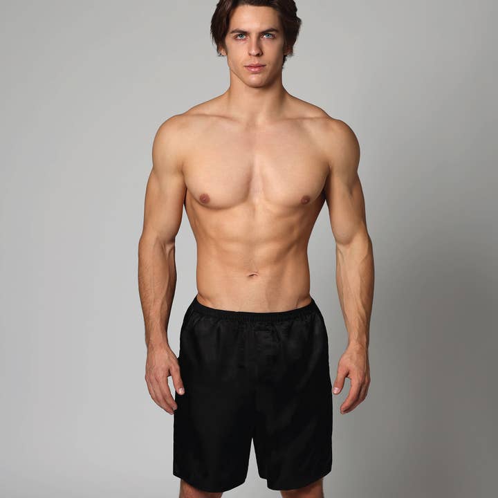 Shorts en soie artisanale de luxe / Boxers pour hommes, sans étiquette, en soie naturelle de mûrier lavable pour la vente par Tara Sartoria