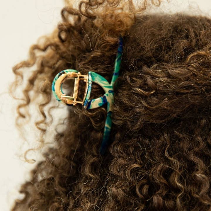 Pince à griffes bouclée - Turquoise | Métal robuste | Cadeau pour elle pour la vente par Headbands of Hope | One Purchased One Donated