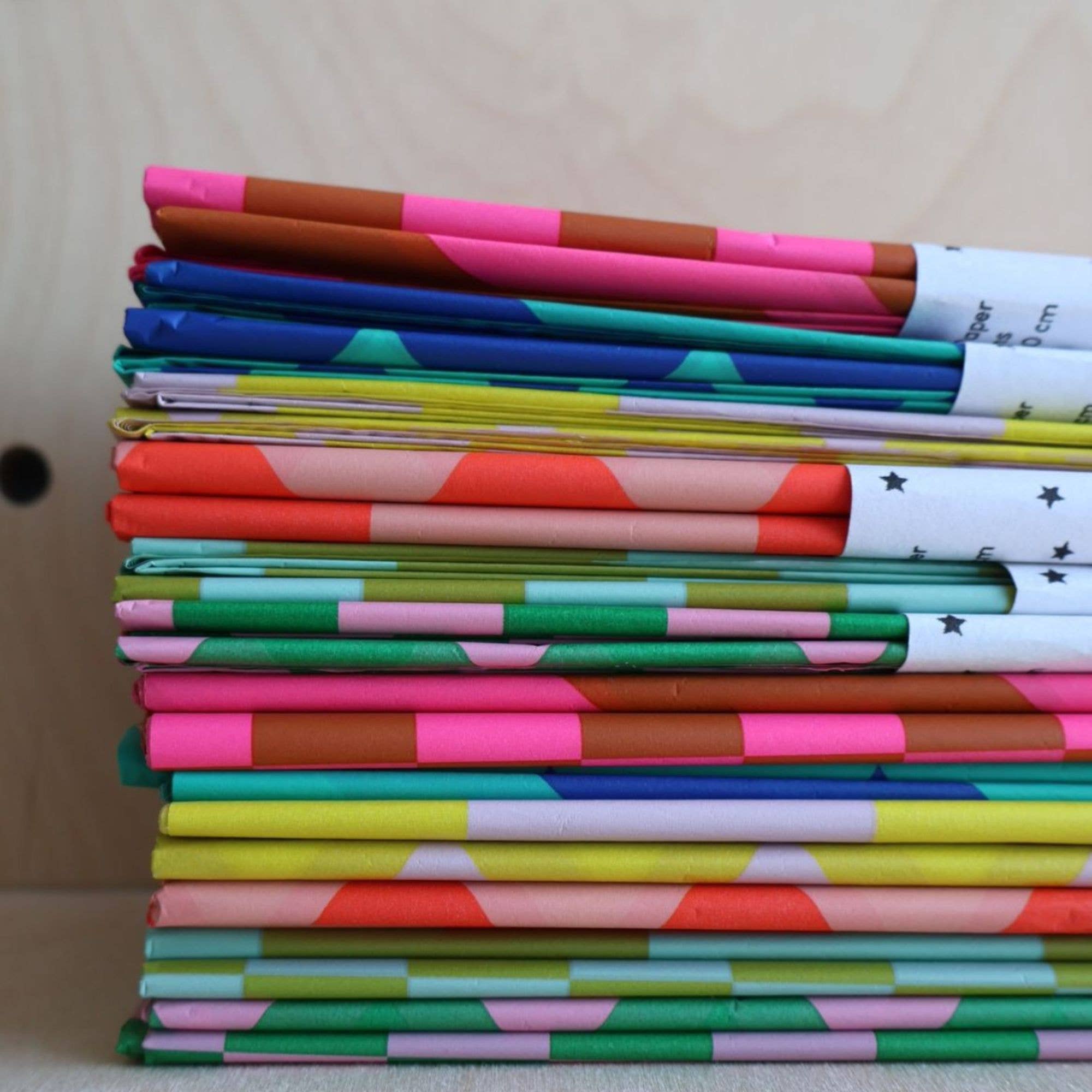 Petra Boase Ltd (US Duties Paid) - Wholesale Tissue Paper - Luxury Patterned Tissue Paper Gift Wrap | Flouro Pink/Lilac2