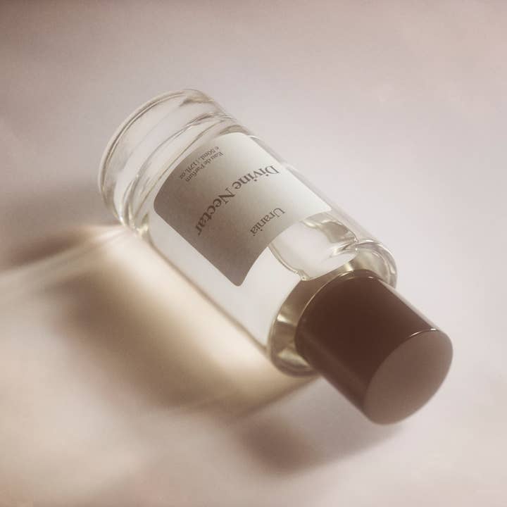 Urania - Wholesale Perfume/Eau de Toilette - Divine Nectar Eau de Parfum 50ml