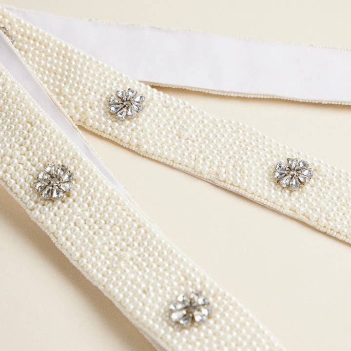Elegant Pearl & Rhinestone Beaded Bag Strap for wholesale by Frem