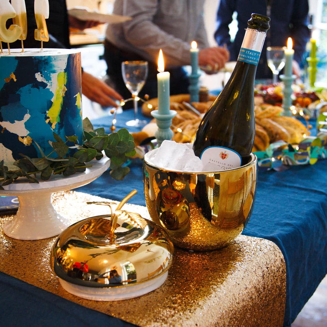 Talking Tables USA - Wholesale Ice Bucket - Gold Ceramic Apple Ice Bucket| Christmas Decor |3