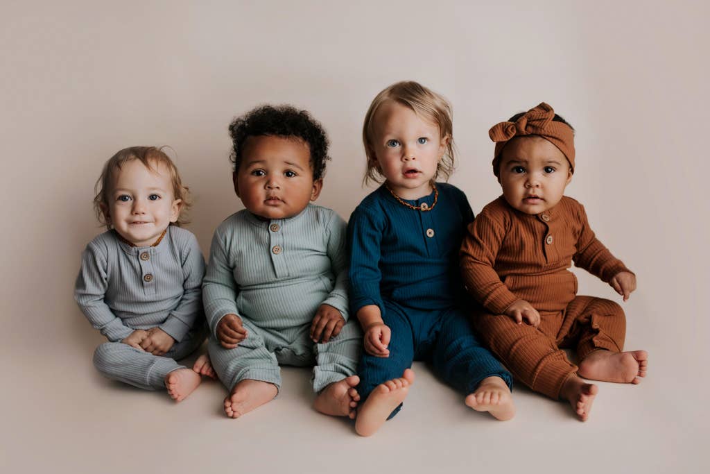 Three Little Tots - Wholesale Rompertje - Baby - Baby ribgebreide romper met zakken5