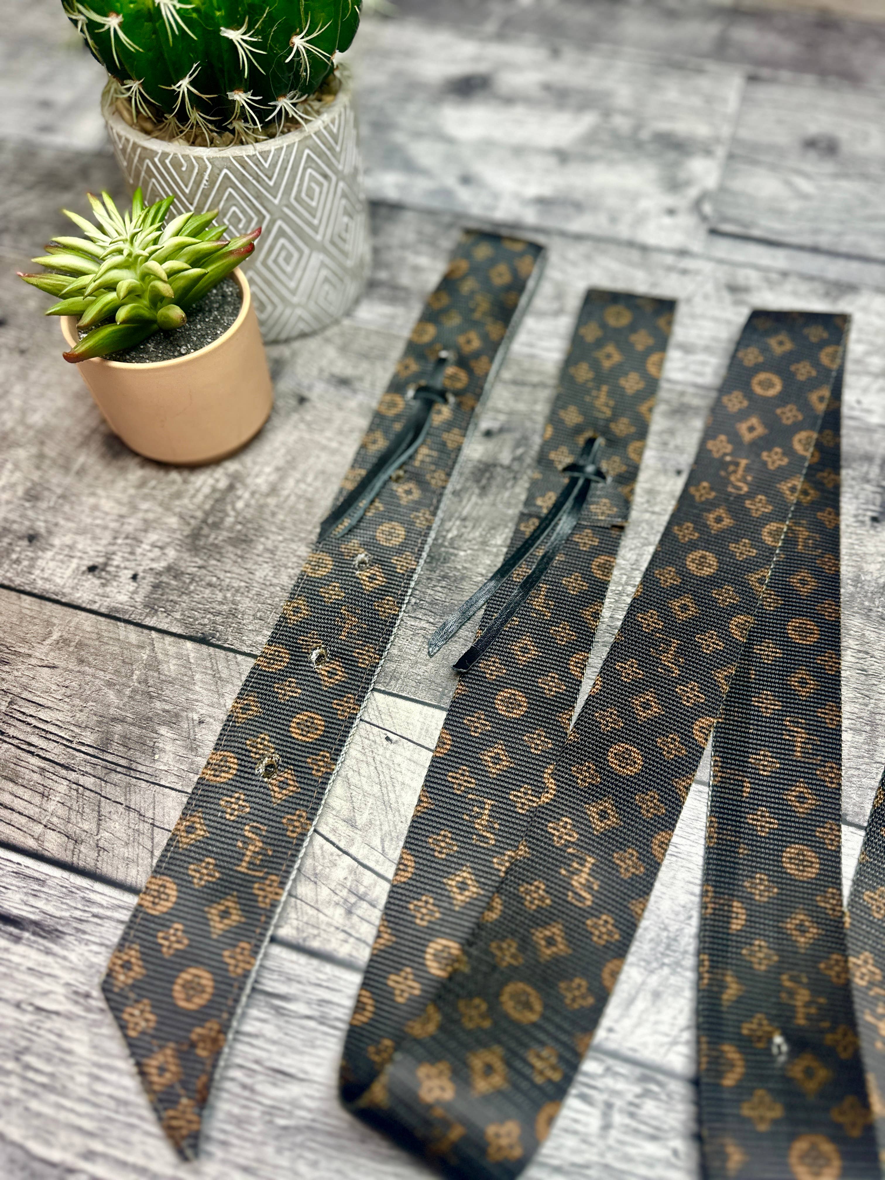 Schulz Equine - Wholesale Paardrijuitrusting - Set van nylon Latigo en Off Billet30