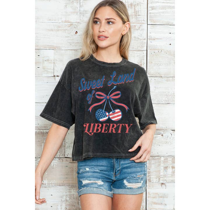 SWEET LAND LIBERTY - Mineral Wash Beskåret top for engroshandel hos Amused by Blue