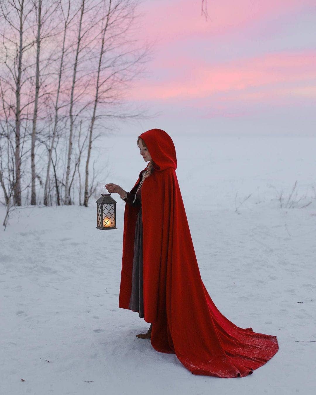 Costurero Real – Capa - Mulher por atacado – Capa longa de druida para inverno e outono em lã vegana vermelha6