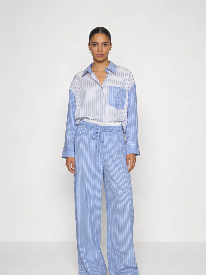 Randig färgblockerad skjorta och byxset för wholesale av LINZY