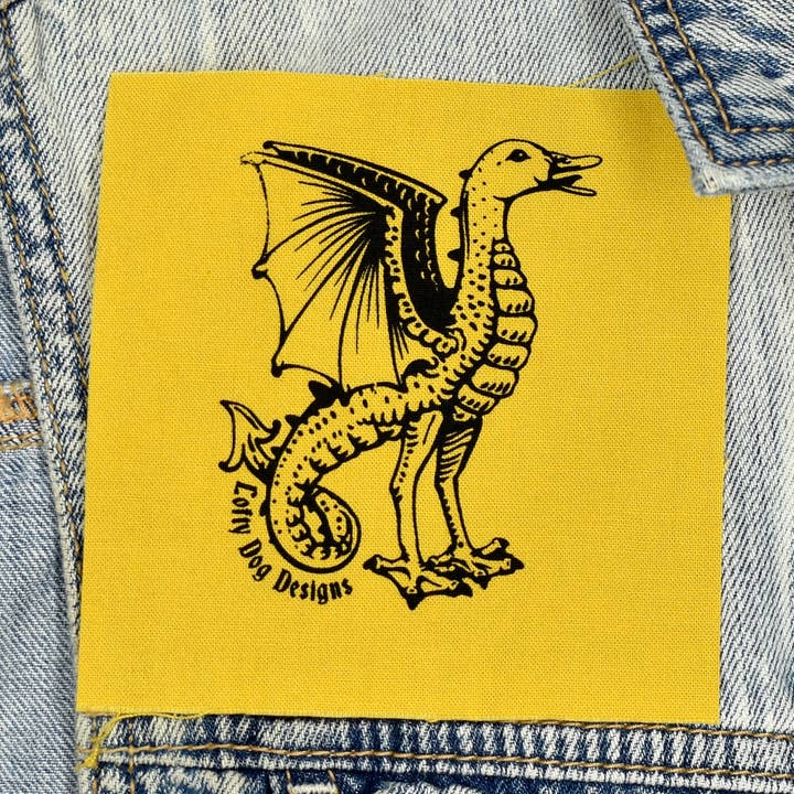 Patch sérigraphié Quackatrice - Quatre couleurs pour la vente par Lofty Dog Designs