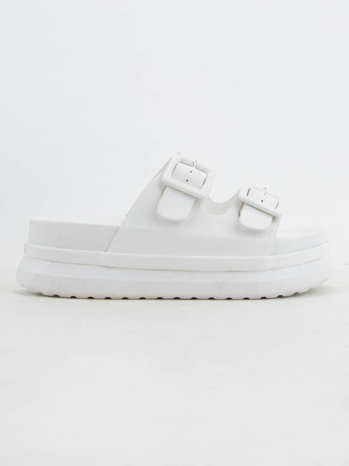 CCOCCI - Wholesale Sandals - Women's - DANASO CHUNKY PLATFORM DOUBLE BUCKLED STRAPS SANDALS