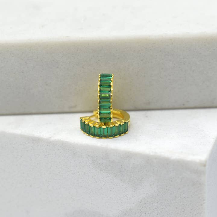 Leah Huggies Green for wholesale by TNT Goods