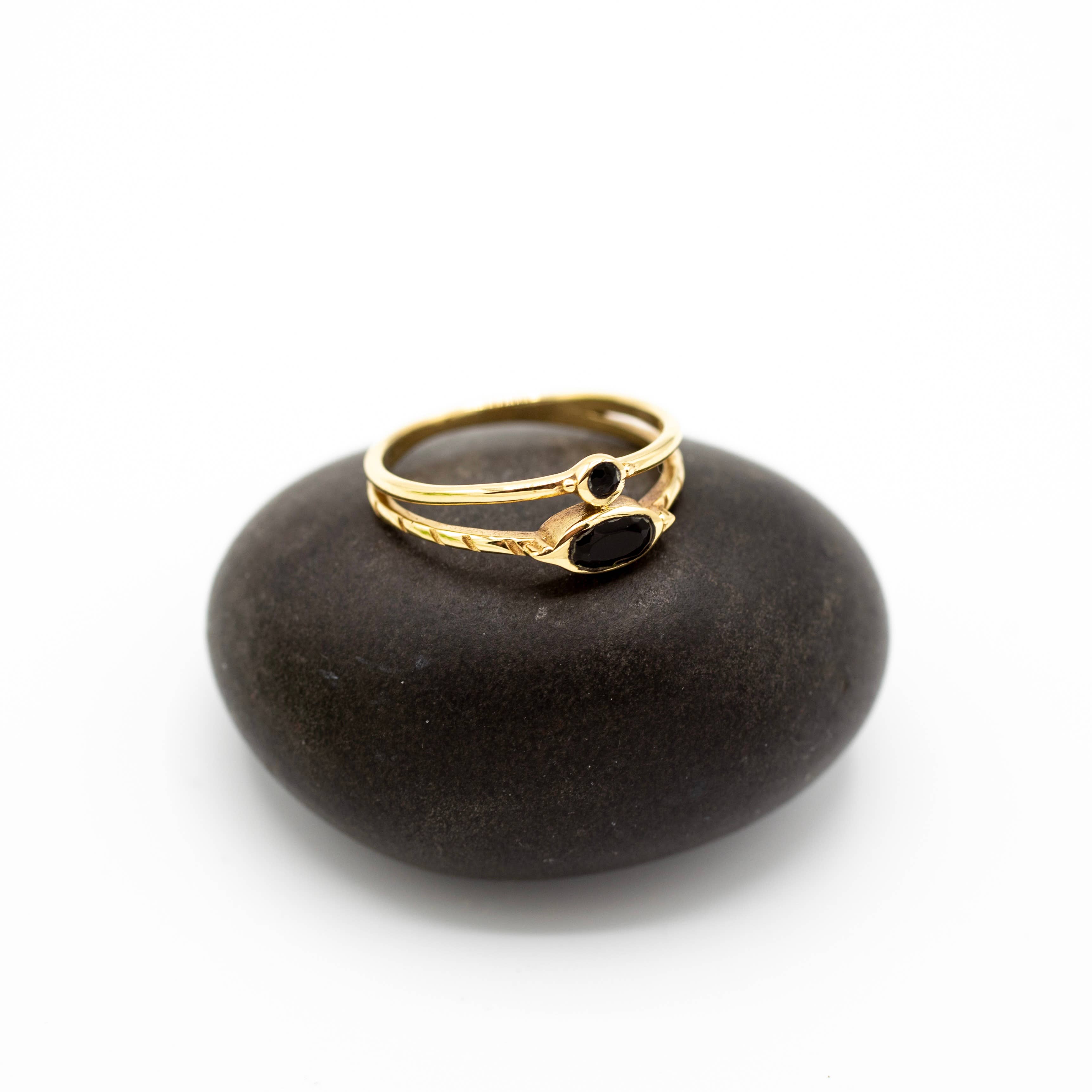 Baizaar - Vente Solitaire - Bague en laiton à double bande avec onyx facetté3