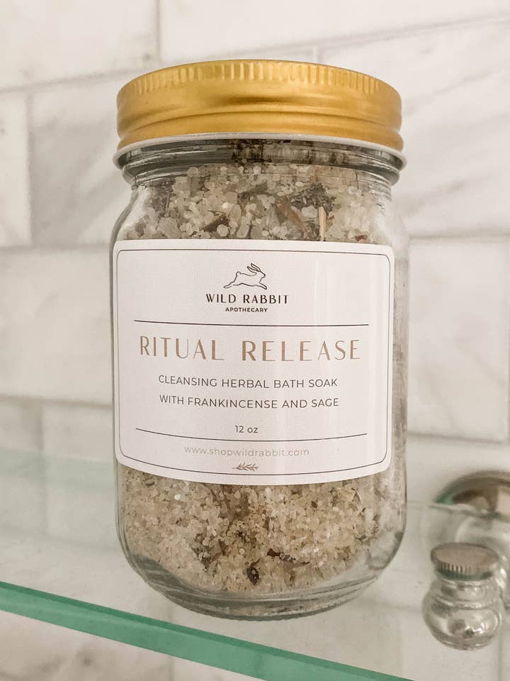 Libération rituelle : bain nettoyant aux herbes avec de l'encens et de la sauge pour la vente par Wild Rabbit Apothecary