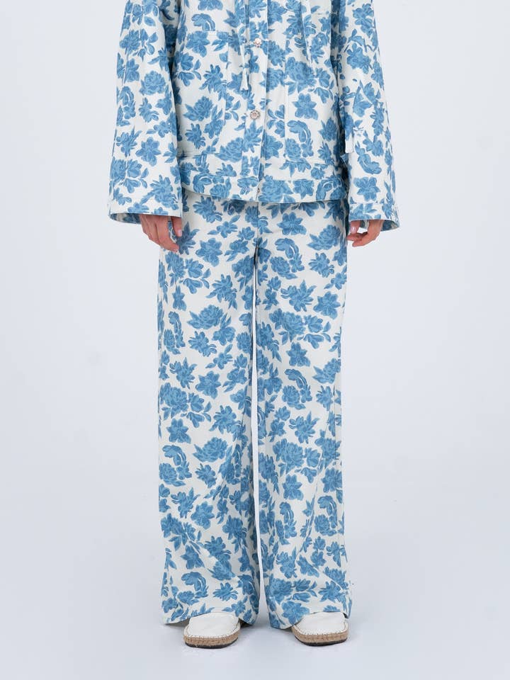 CARMEN SAYS - Wholesale Pants - Women's - Brook Flower Printed Denim Jeans0