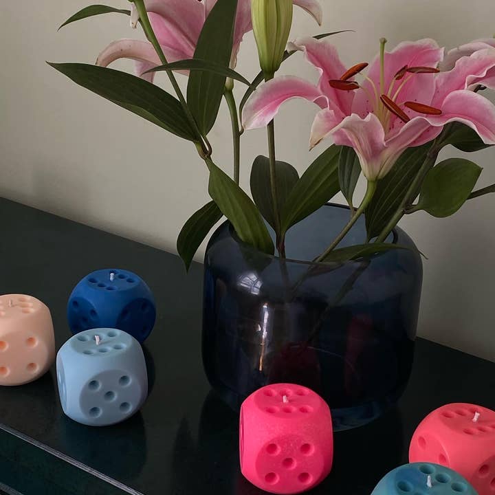 Liv Greene Candles - Venta al por mayor Velas de diseño llamativo - Lanza la vela de dados5