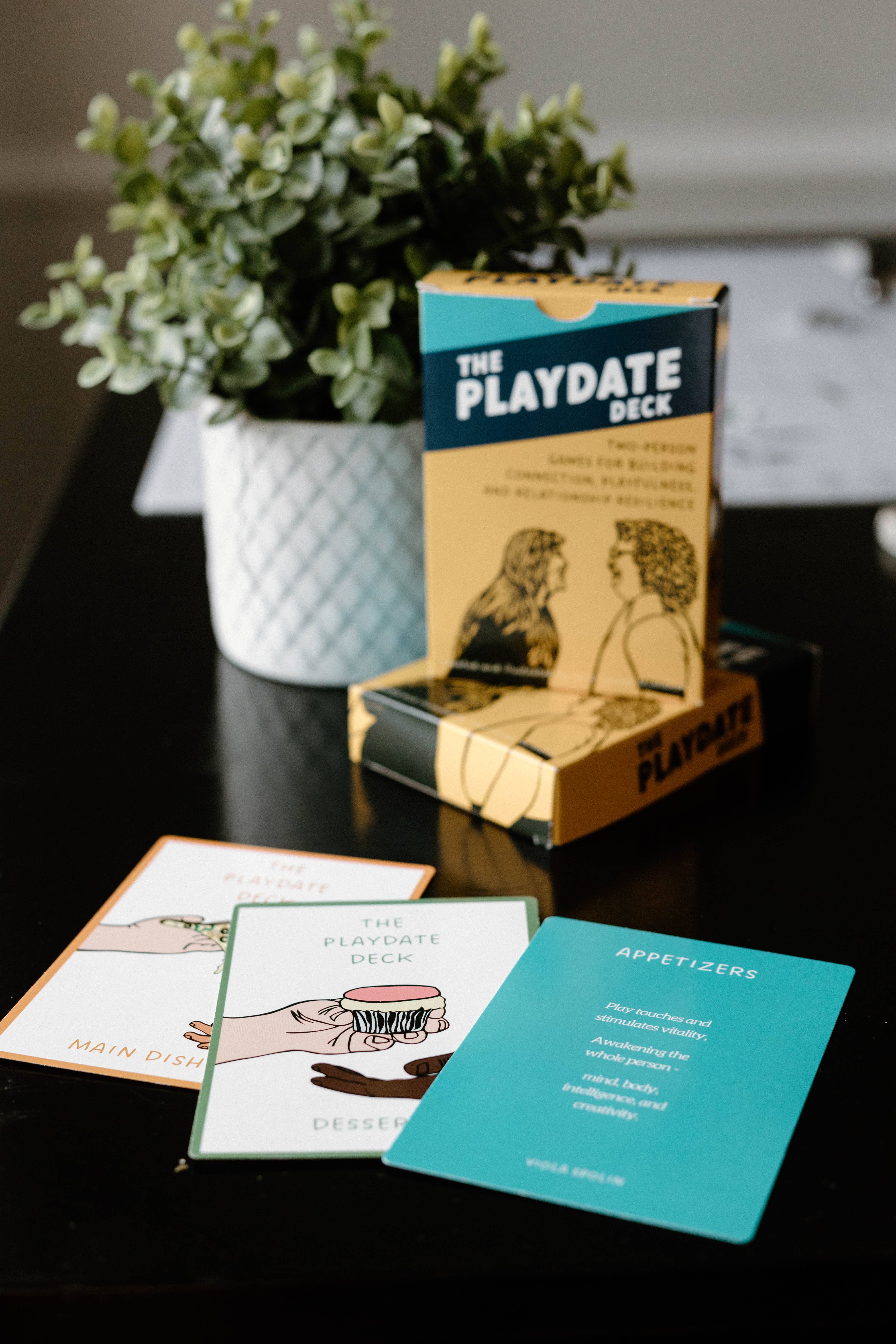 Sara Delighted - Wholesale Card Game - Couple's Improv-Based  Relationship-Building Card Deck3