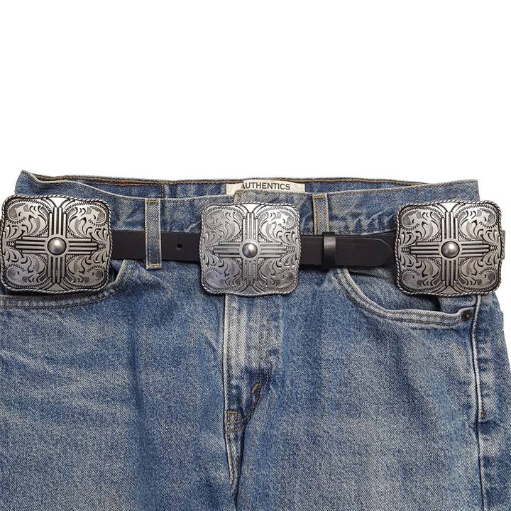 Axesoria West - Wholesale Belt - Women's - Genuine Leather w. Western Buckle-Size Concho Belt