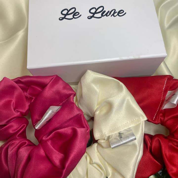 Le Luxe by Cher – wholesale Scrunchie - Women’s – Vanilla - premium duchess silk scrunchie1