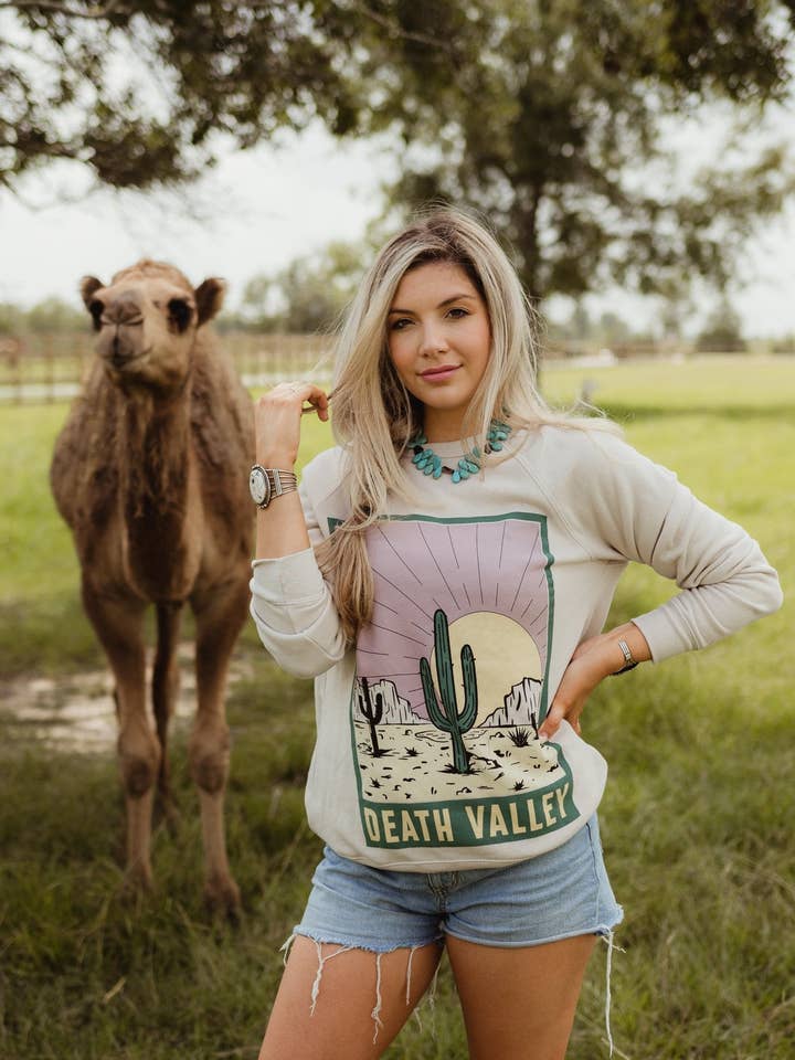 Sweat-shirt Death Valley pour la vente par Bayou Blend Apparel