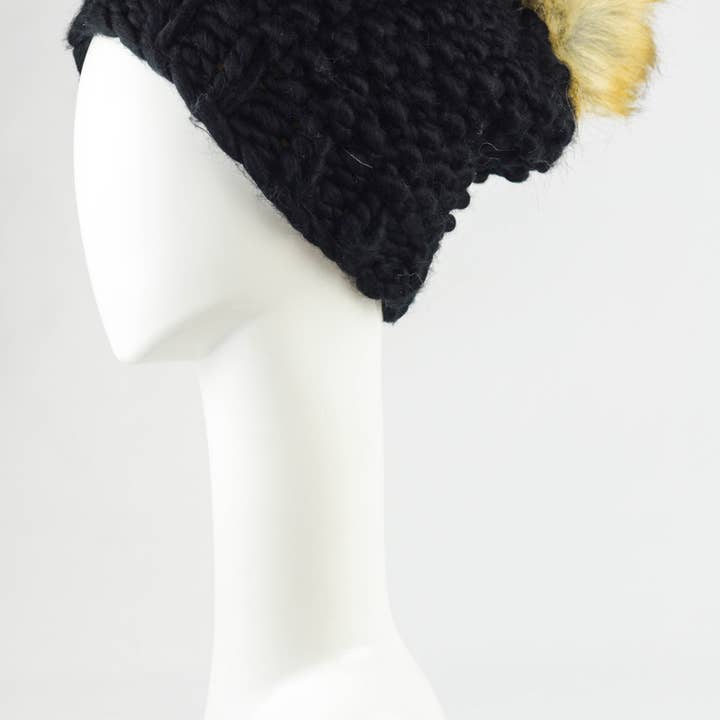 Leto Accessories - Wholesale Beanie - Women's - Best-Selling Oversize Chunky Pom Beanie 🧶
