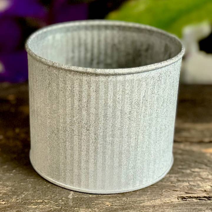 Home Kreation by KK dba Kraft Klub – Objeto de mesa decorativo por atacado – Tubo redondo de zinco cinza grande0