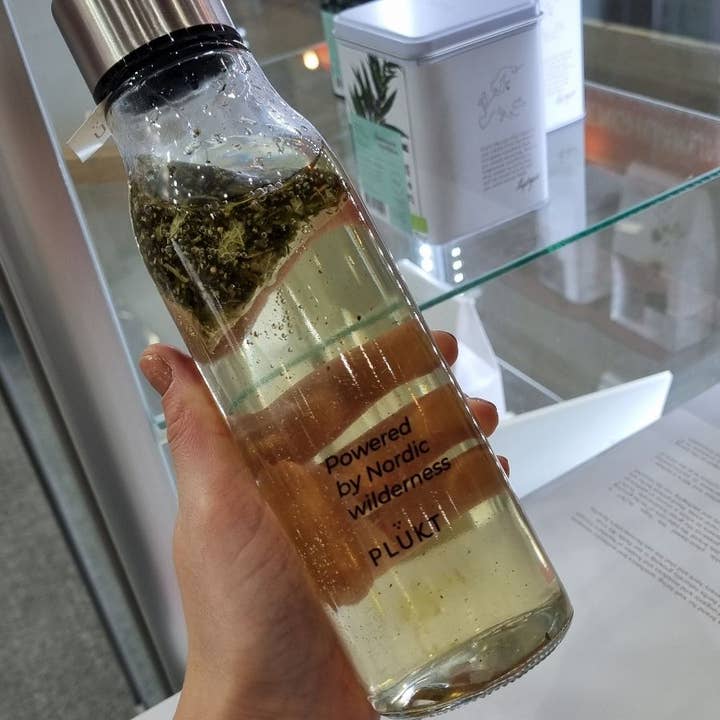 Plūkt - Wholesale Tea Bags - Cold tea bottle1