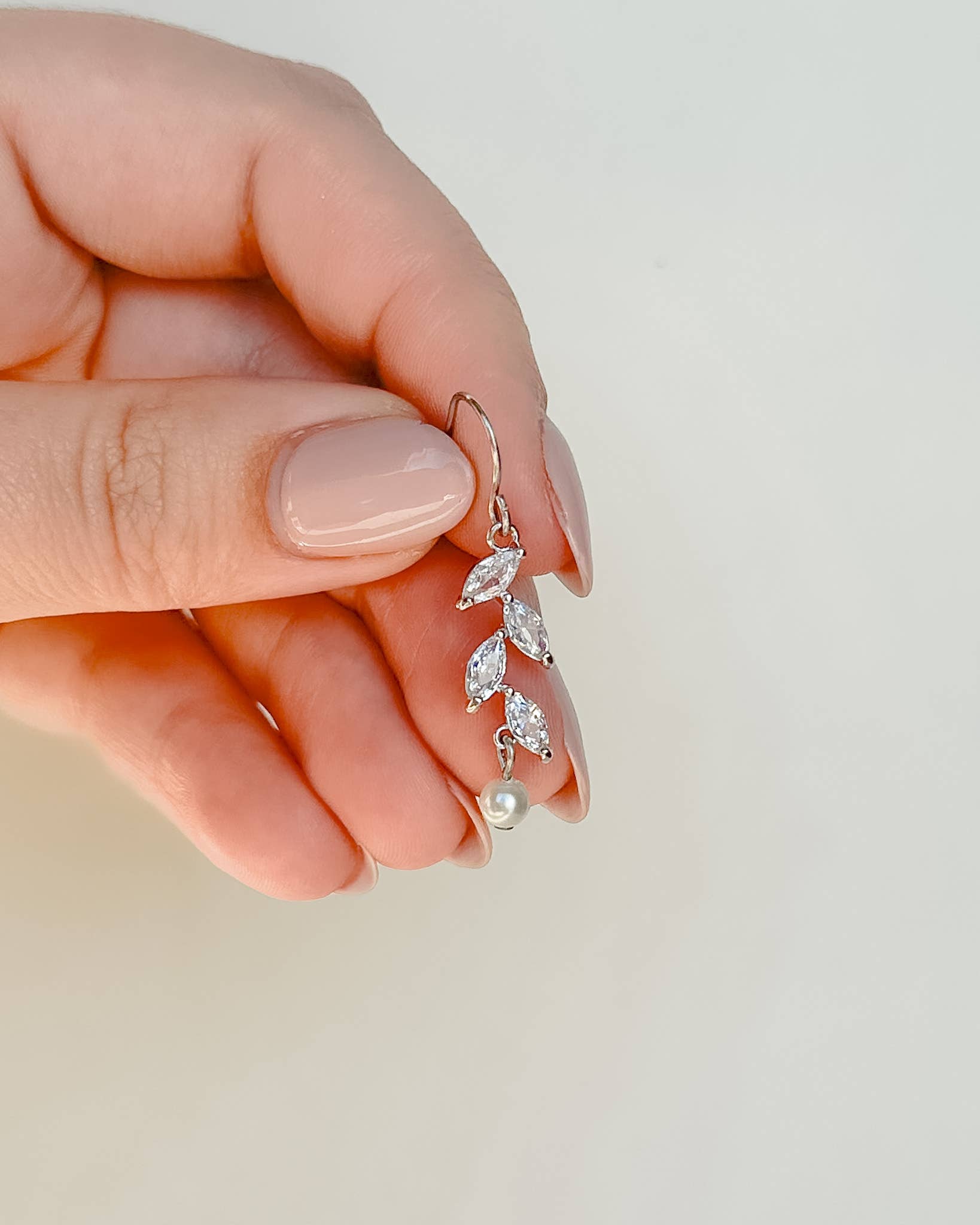 Clay & Fern Co. - Wholesale Dangle Earrings - Pearl Earrings - Silver Wedding Earrings2