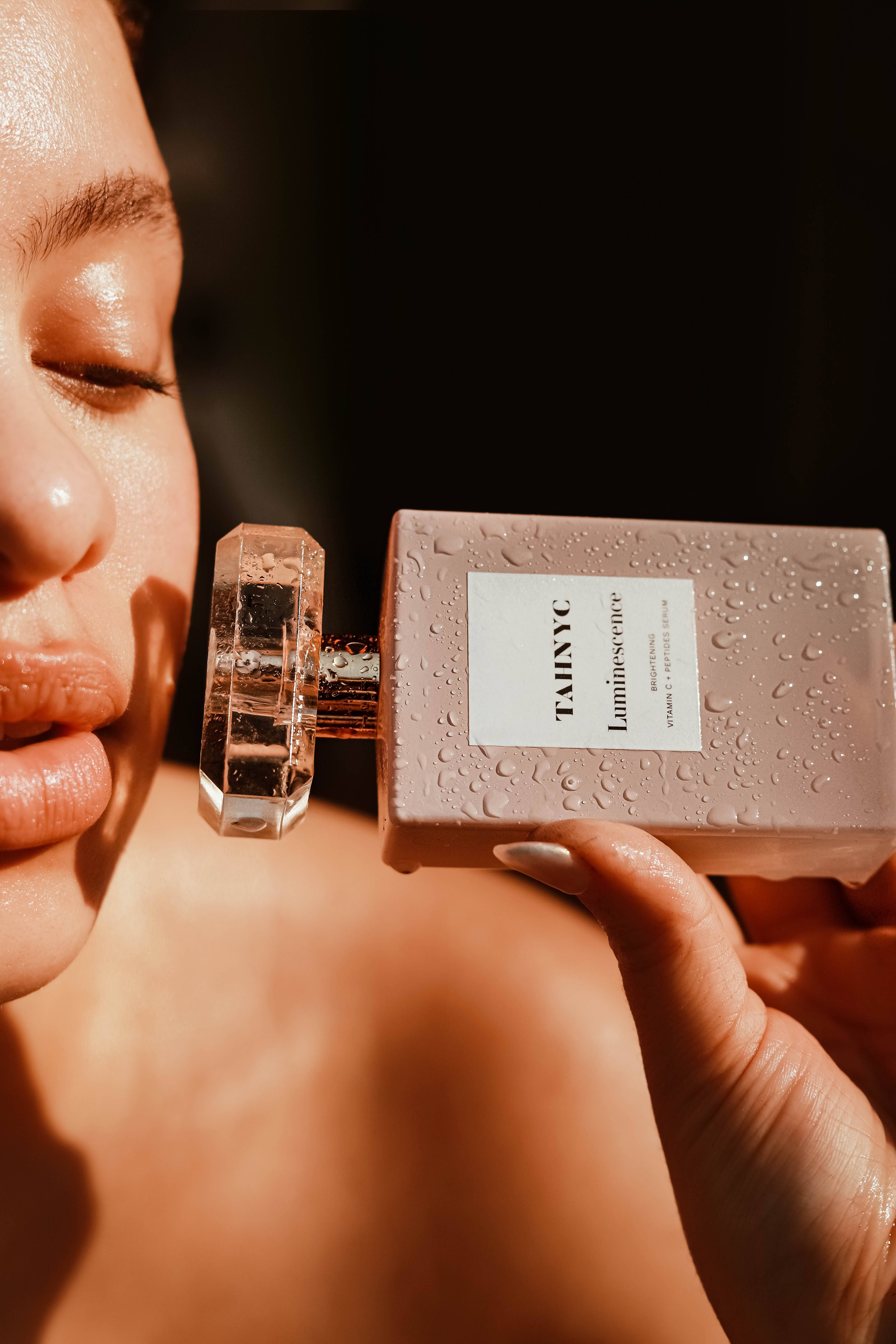 TAHNYC - Wholesale Facial Serum/Concentrate - Luminescence Vitamin C + Peptides Pigmentation Facial Serum 7