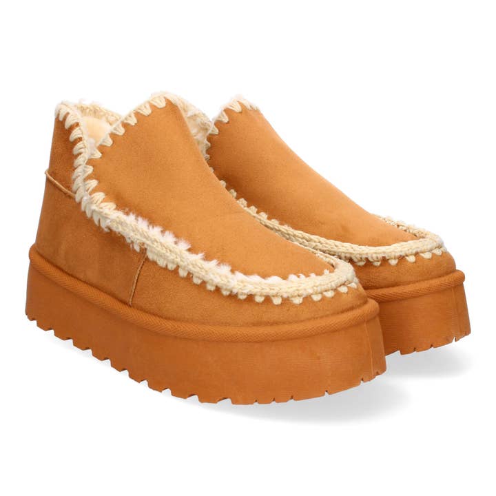 Støvle med indvendigt fåreskind i læder for engroshandel hos Brideluxe Mayorista