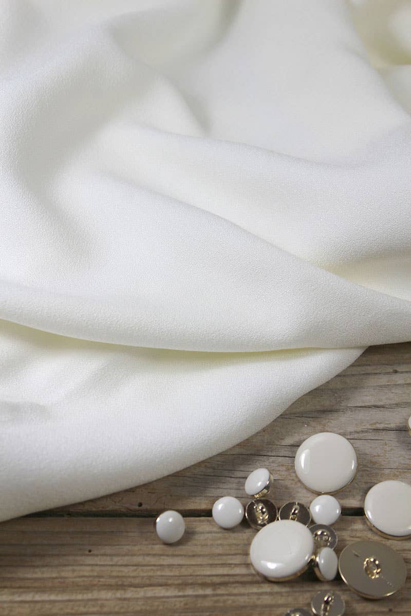 Eglantine et Zoé - Wholesale Fabric - Viscose Crepe Pearl Fabric9