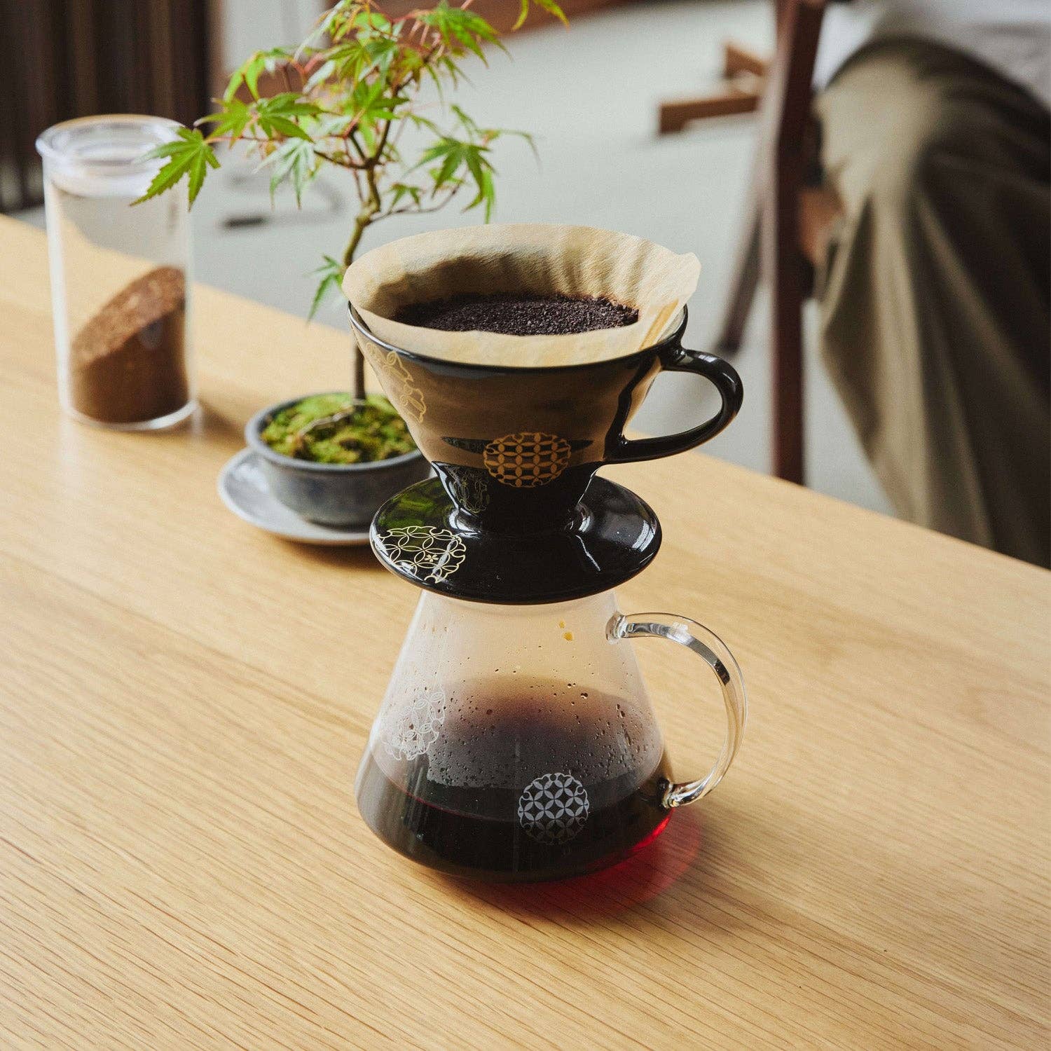 HARIO USA - Wholesale Serving Utensil - "Shippou" Glass Server 02 Seven Treasures Pattern3