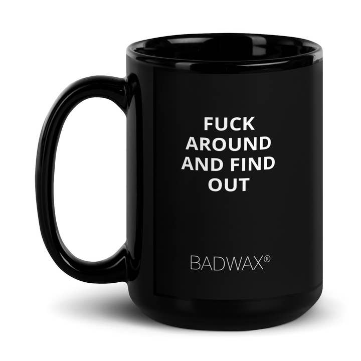 Baise et découvrez-vous pour la vente par BADWAX®