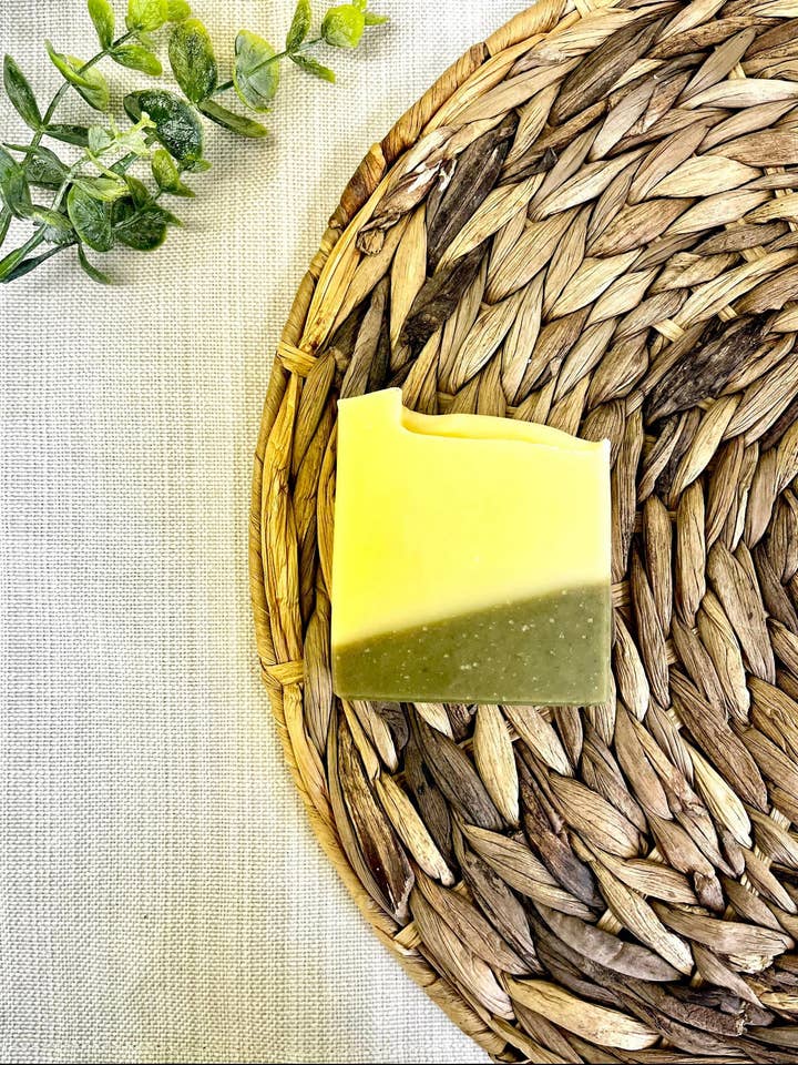 Lemony Eucalyptus for wholesale by Noir Five