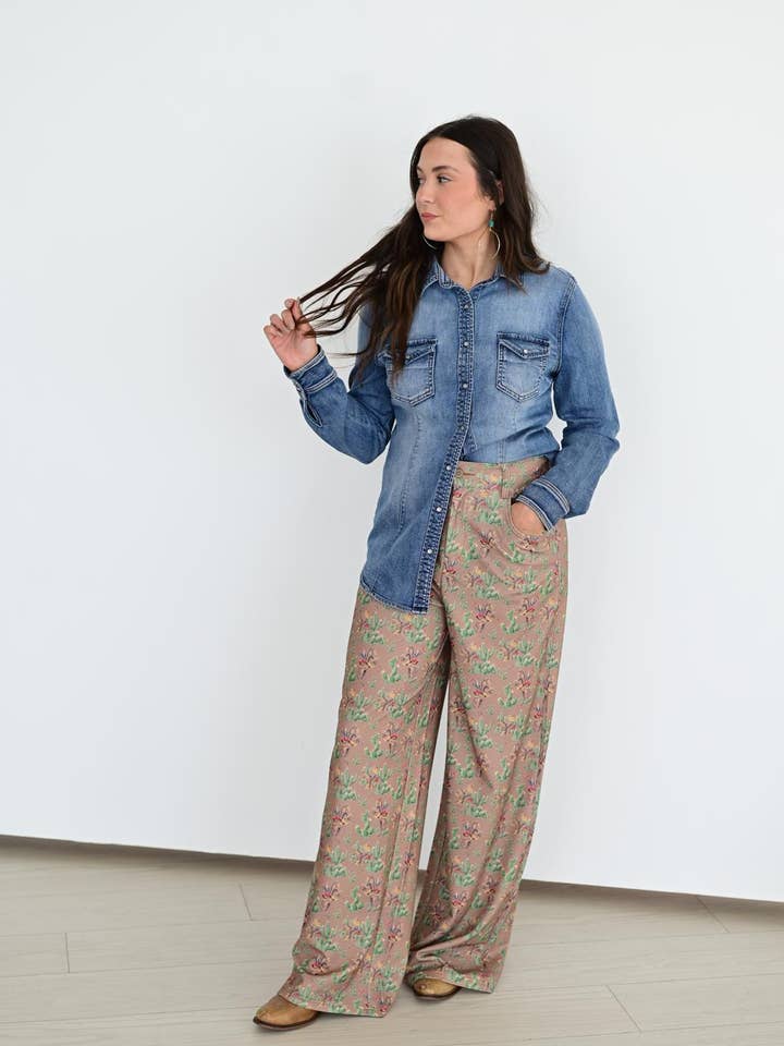 Turquoise Haven - Wholesale Pants - Women's - TH221 RETRO CACTUS COWBOY TROUSER PANT (7 Piece)0