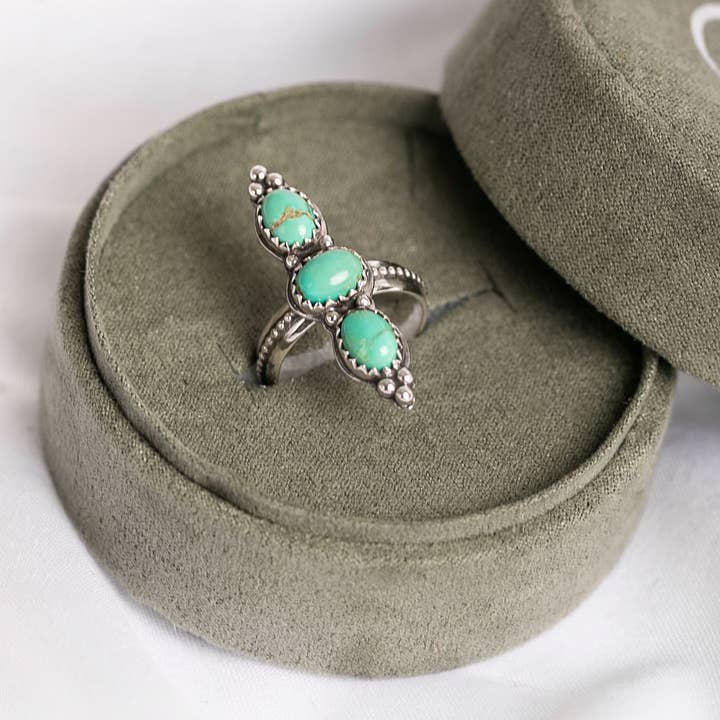 402: Turkis Multi-sten Ring 925 for engroshandel hos Moxie Maine