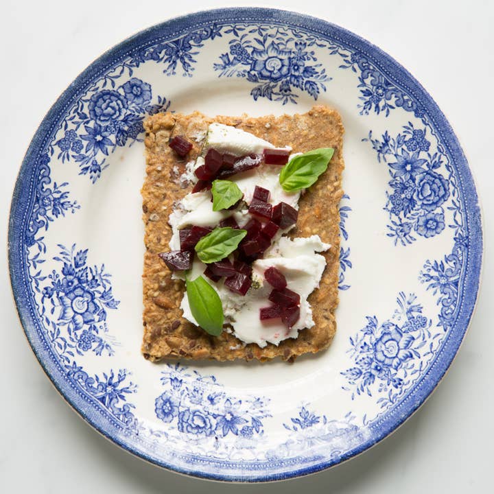 Norwegian Baked - Wholesale Crackers - SampleCase Knekkebrød • Organic Fresh Baked Vegan Crispbread7