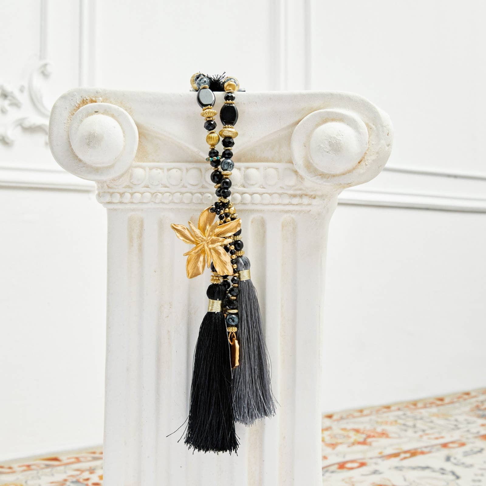 Lovelika – wholesale Y-neck/lariat necklace – Resin long necklace - Chloe1