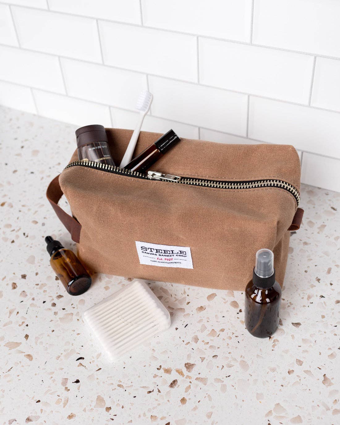 Steele Canvas Basket Corp. – wholesale Toiletry bag – Unisex – Brown Waxed Canvas Dopp Kit7
