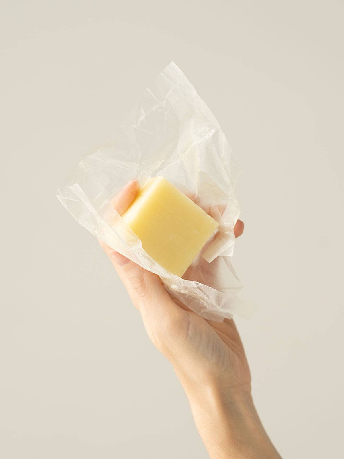 Crudo - Wholesale Makeup Remover - Solid facial makeup remover3