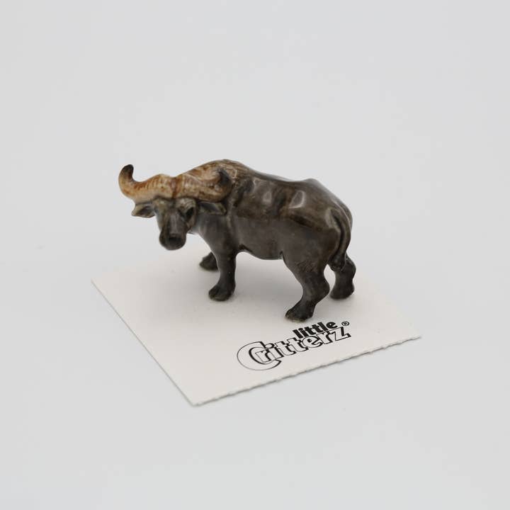 Little Critterz – wholesale Dekorativ statyett – Krigare Kap Buffel Porslin Miniatyr