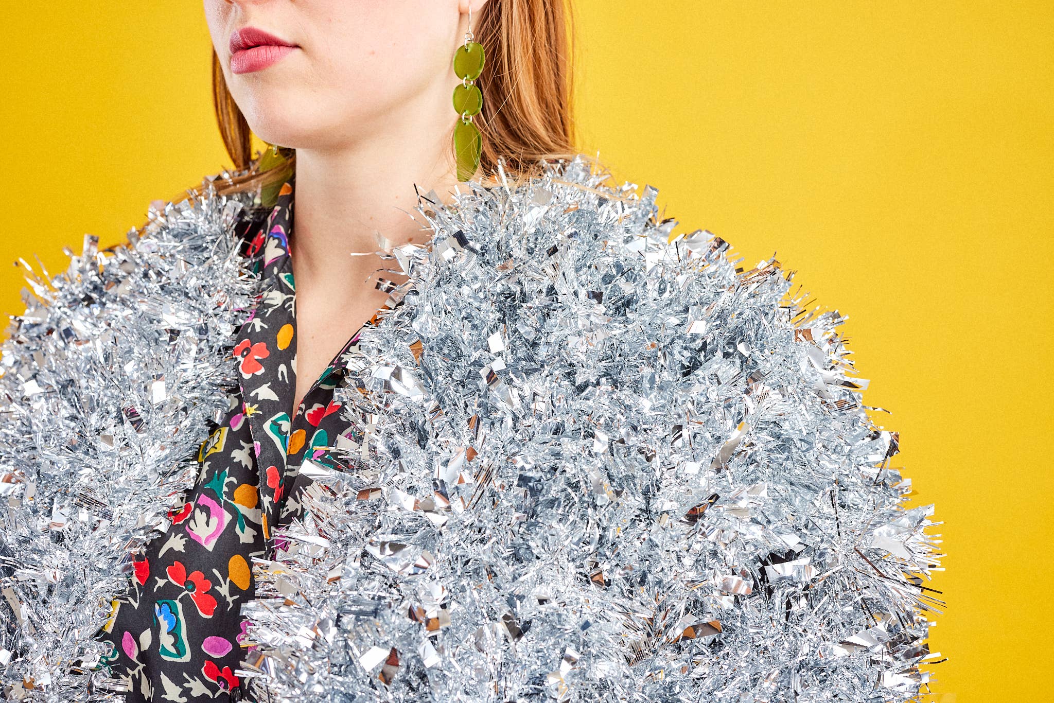 The Lost & Found - Vendita all'ingrosso Orecchini pendenti - Orecchini a tripla goccia «Rainbow Irridescent»9