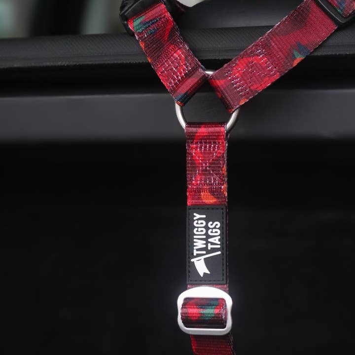 Twiggy Tags - Venta al por mayor Arnés - Perros - Cinturón de Seguridad para Reposacabezas de Perro Aventurero - Alpenglow