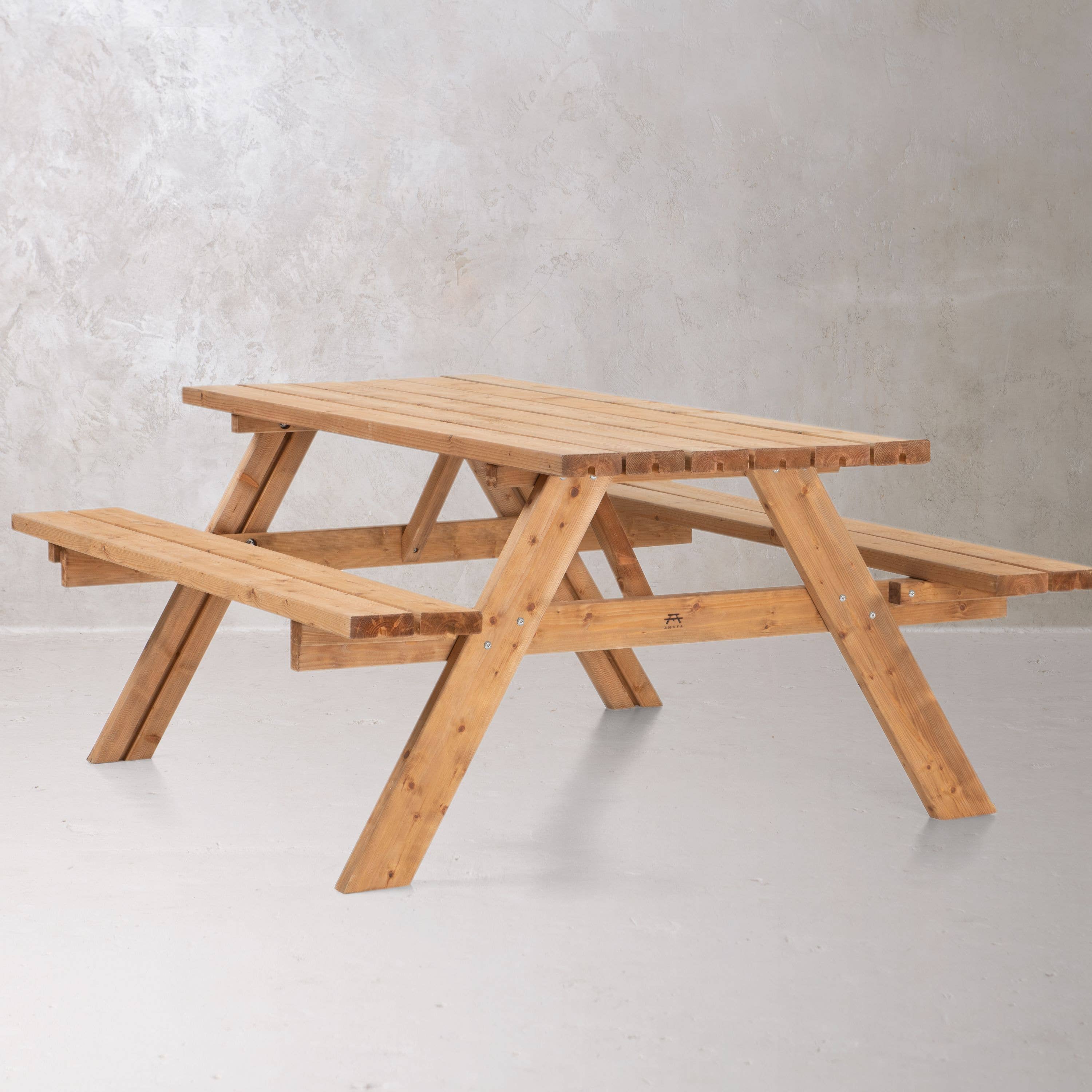 AMATA - Vendita all'ingrosso Tavoli da patio - Set da picnic in legno marrone a forma di A con tavolo e panchine1