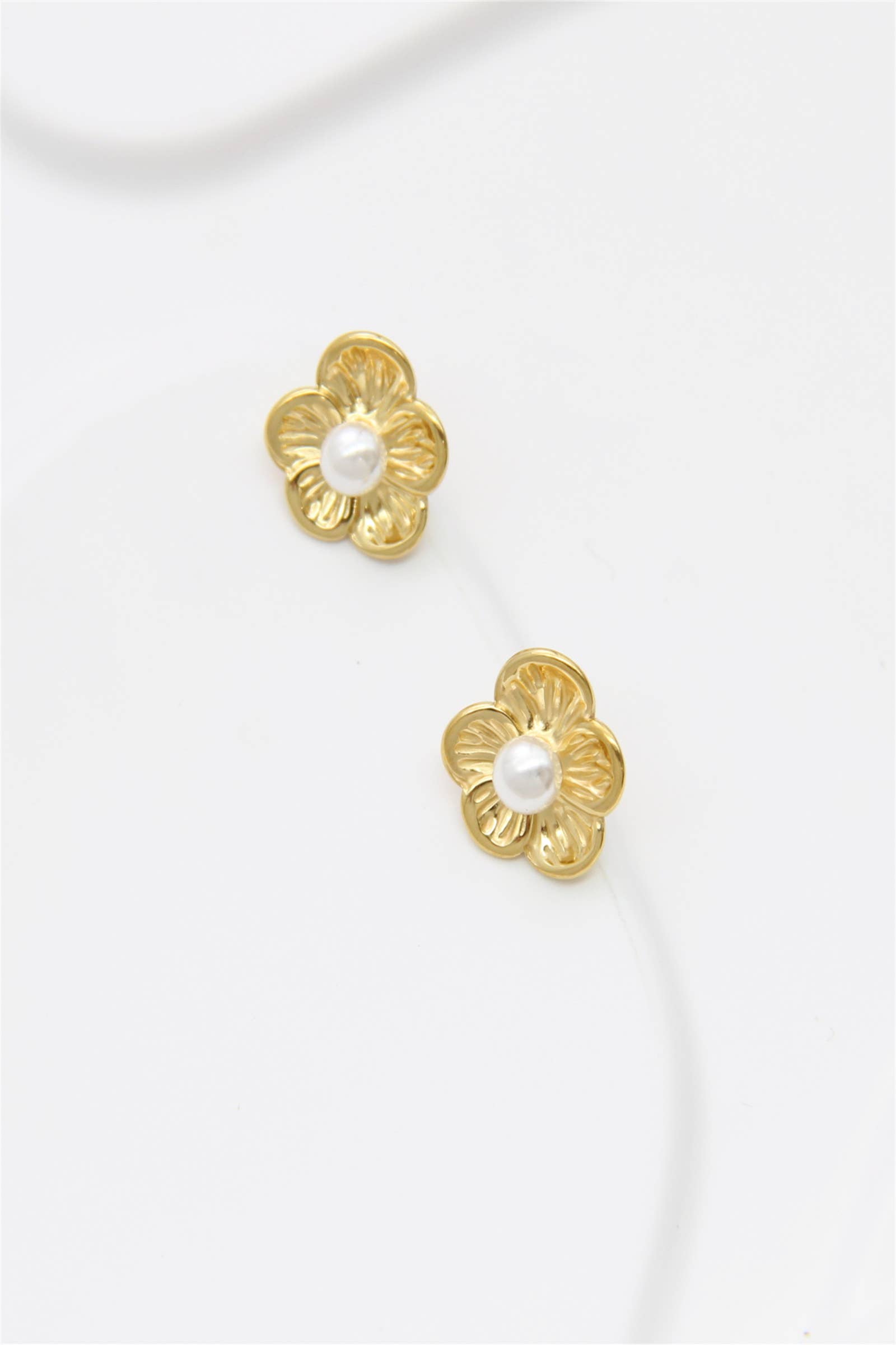 golden Stainless steel flower earrings with pearl for wholesale on Faire
