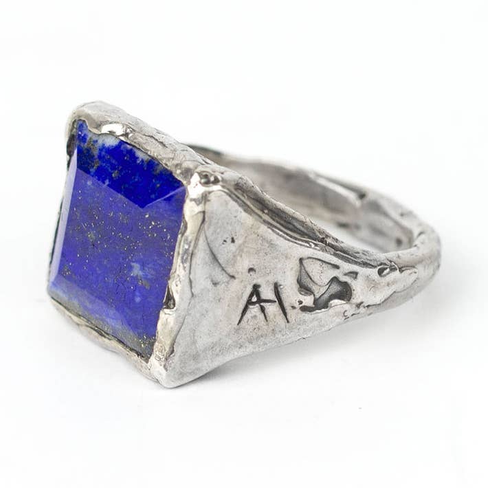 Smaragd skuren lapis lazuli fusionsring för wholesale av Arlo Haisek