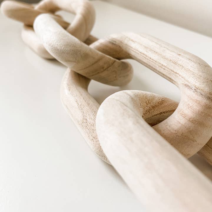 Vine & Nest - Wholesale Decorative Tabletop Object - Hand-crafted Wooden Chains and Rings13
