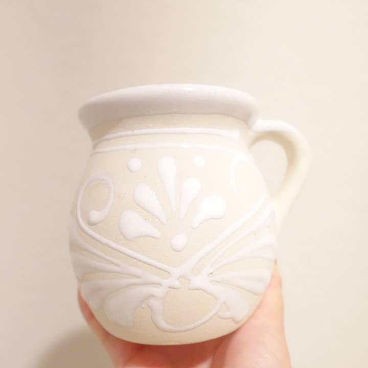 White coffee mug Taza Mexicana for wholesale by Doña Cata Art