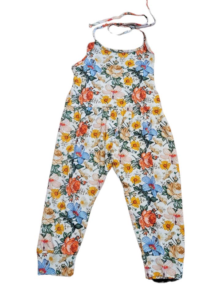 AVA: s blomma grimma hals jumpsuit för wholesale av AVA Clothing